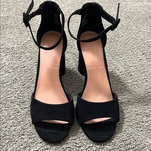 Lauren Conrad memory foam Black Women's Heels